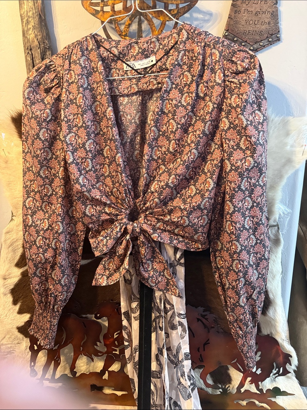Zara Pink Mauve Floral Tie-Front Puff Sleeve Crop Top